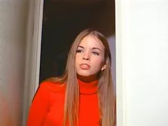 פיפי בלונדינית צריך יותר